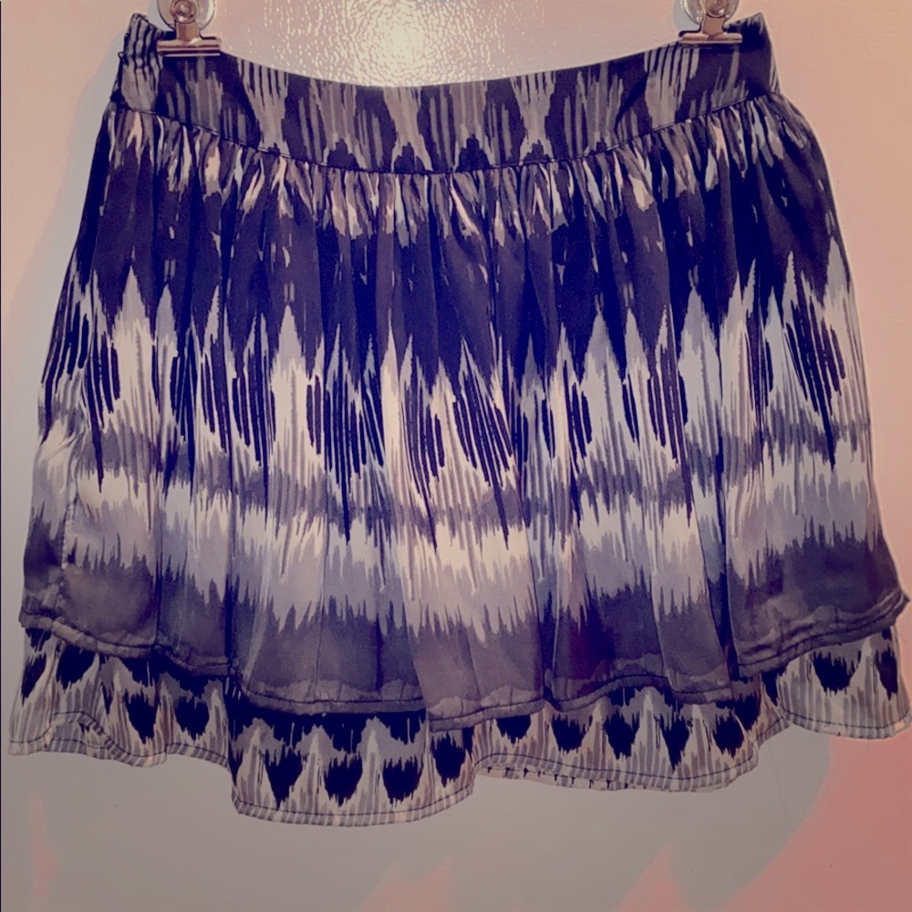 Forever 21 Tie Dye layered mini skirt, black&grey Size Small